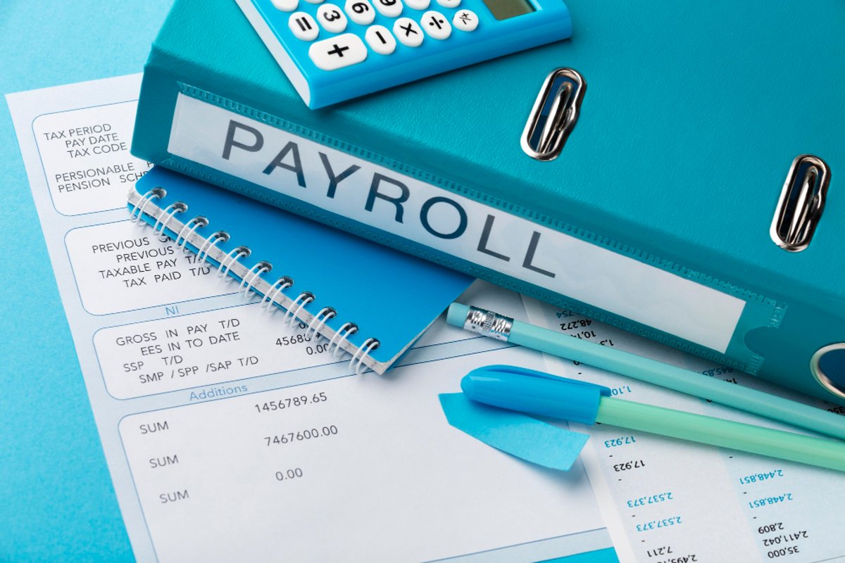 Payroll and Invoicing: Can You Manage Both in One Place?